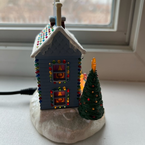 Hallmark Keepsake Ornament from 2004. Electrical Spectacle! - Picture 16 of 16